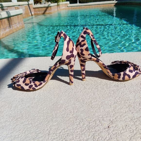 Venus leopard peep toe heels - Picture 11 of 16